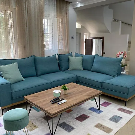 Beautiful Holiday home Nea Karvali